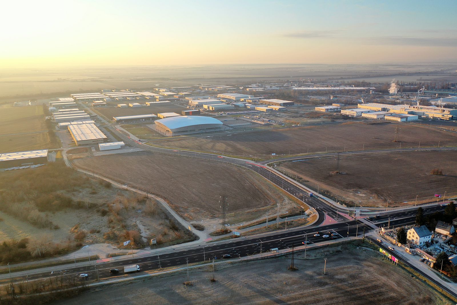 Megnyílt és már használható az Alba Aréna úthálózata